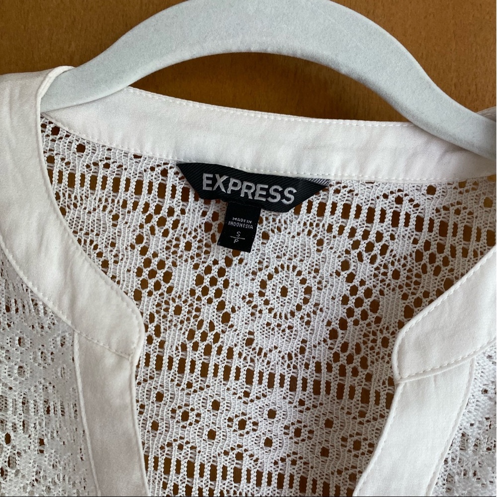 Express Blouse - Picture 2 of 2
